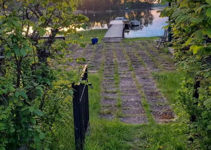 Trevligt Hus Med Vacker Omgivning
